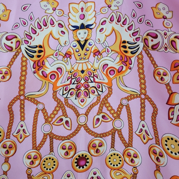 Twill  Scarf /50 x 50 in Sq - Picture 10 of 11